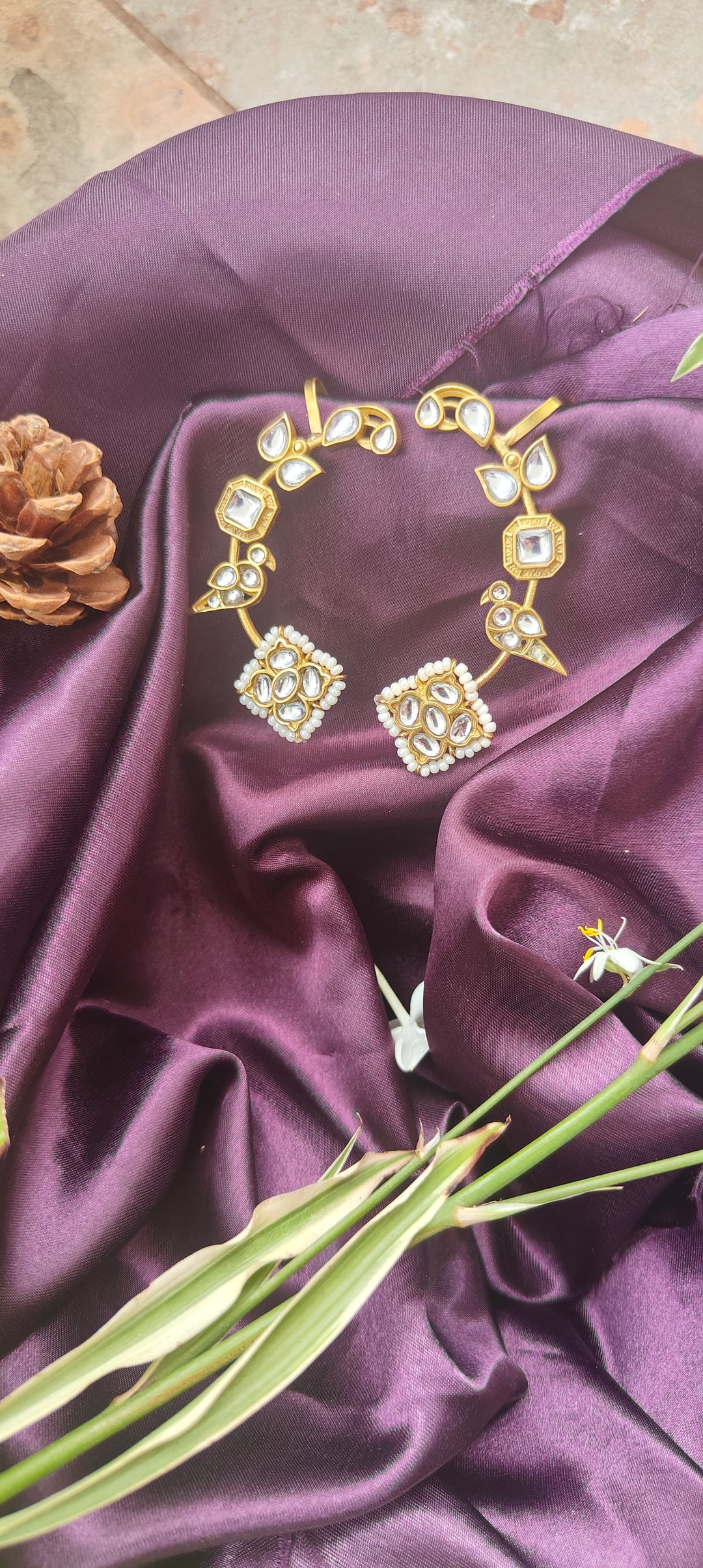 Signature Kundan Pearl Earcuff – Zevraat