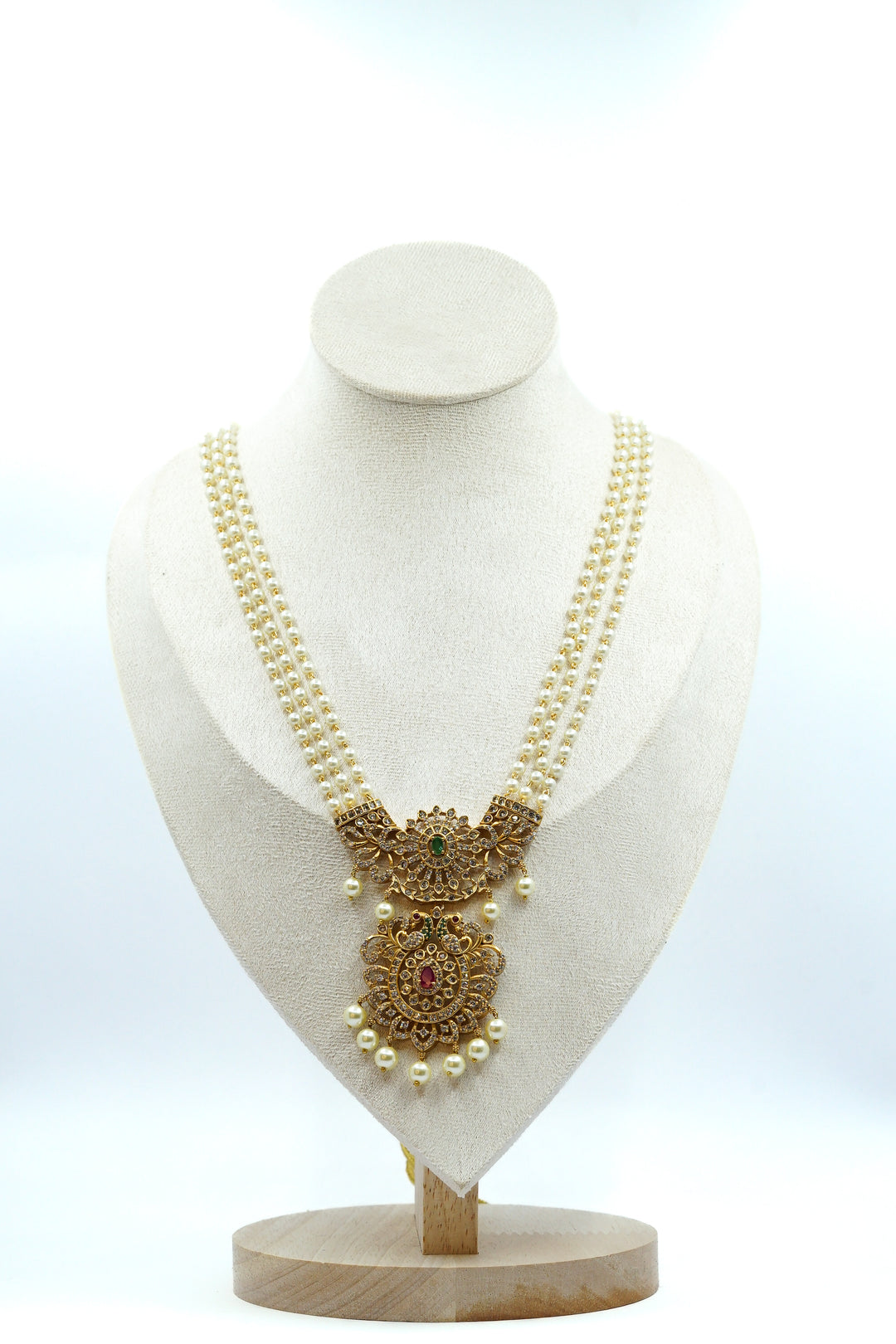 Elegant Jewellery Item 2