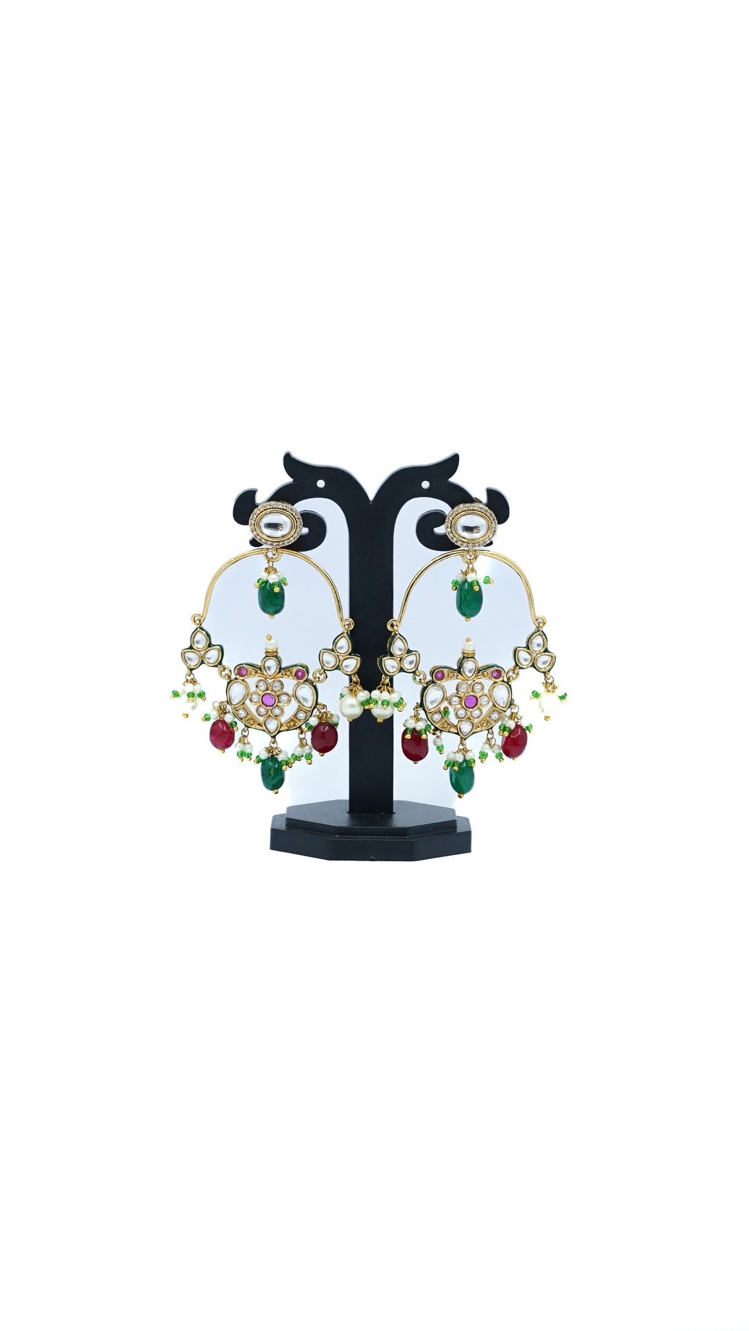 Elegant Jewellery Item 8