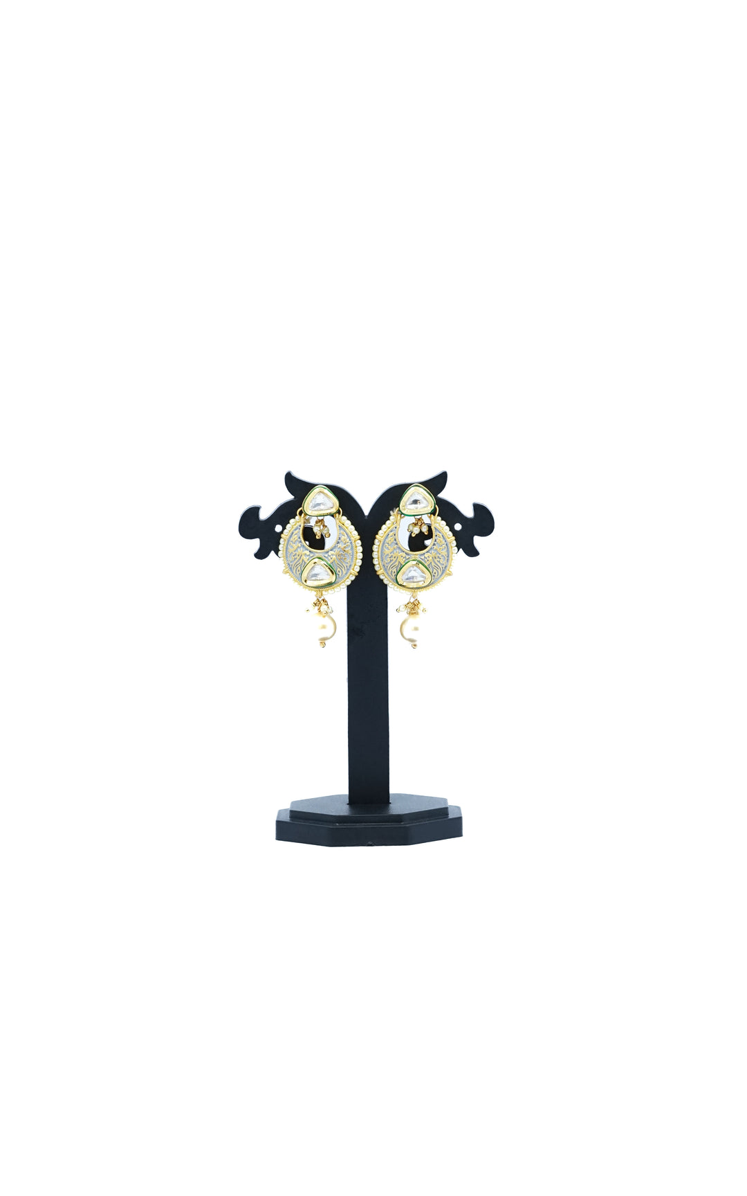 Elegant Jewellery Item 45