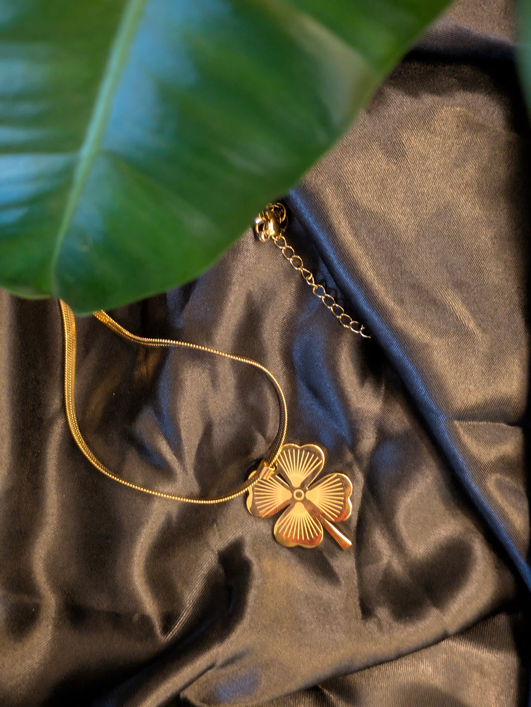 Modern Minimalist Butterfly Pendant Necklace in Gold Finish – Anti-Tarnish Stainless Steel Chain