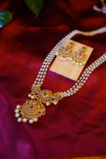 Load image into Gallery viewer, Amrapali Royal Rani Haar Set
