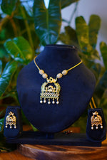 Load image into Gallery viewer, Rajkumari Doli Bridal Necklace Set
