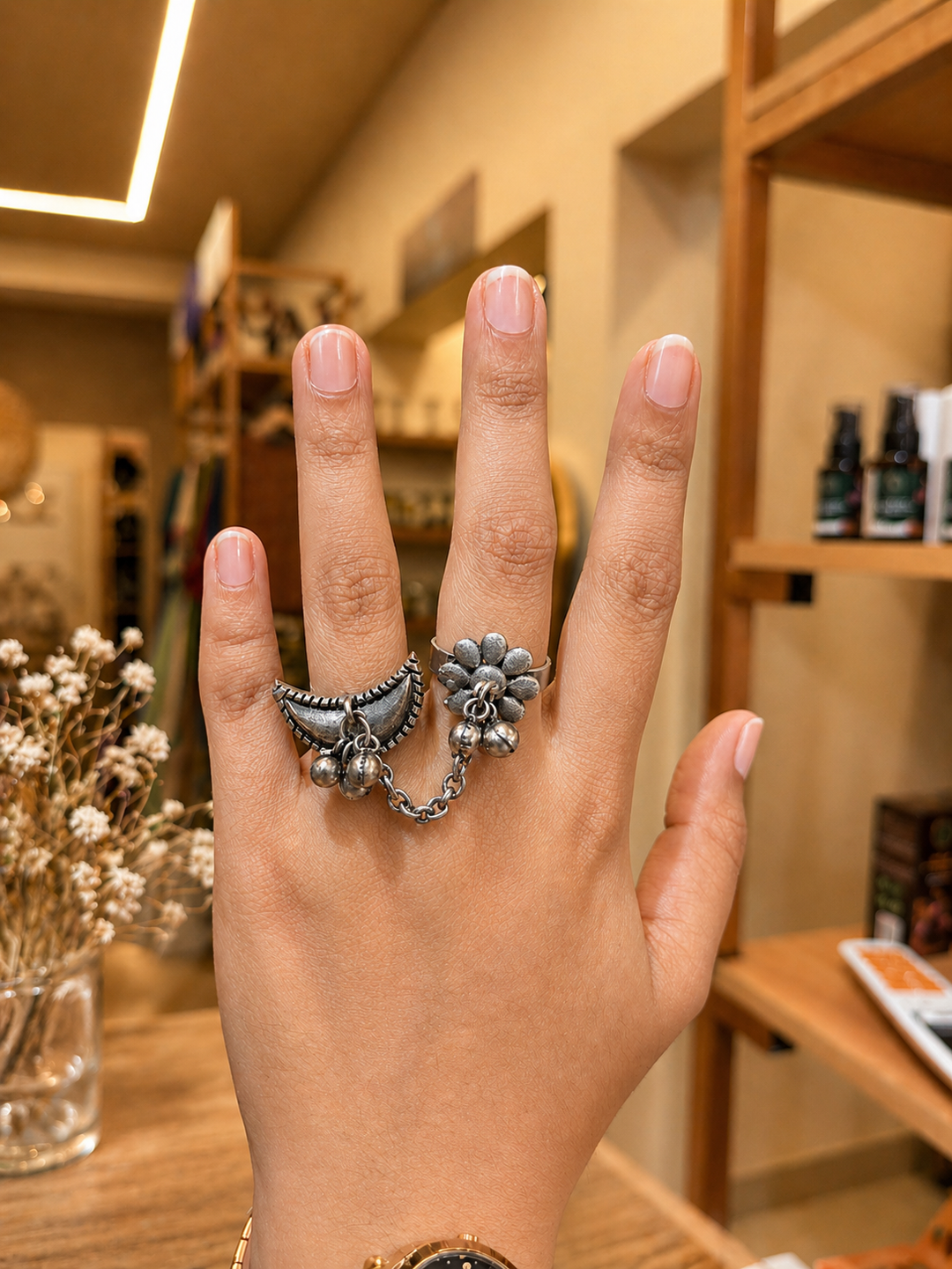 Oxidized_silver_double_finger_ring3589