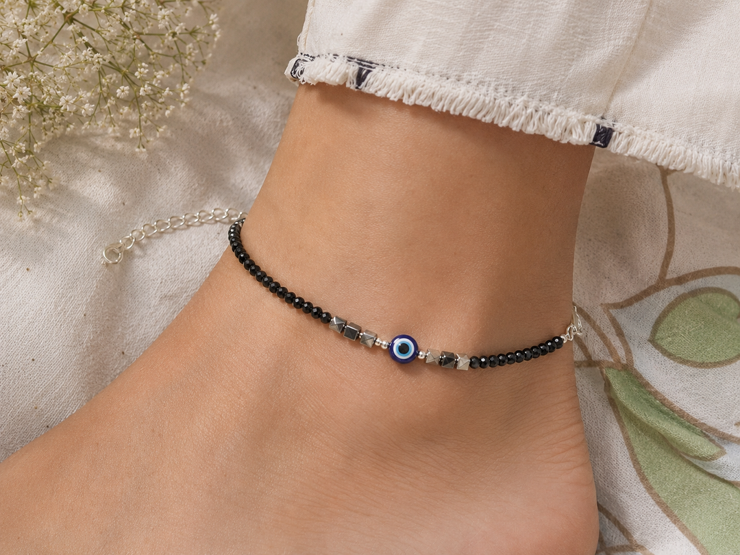 handcrafted_oxidized_silver_anklet_featuring_faceted_black_crystal_beads_geometric_metallic_silver_accent_beadsaa2d